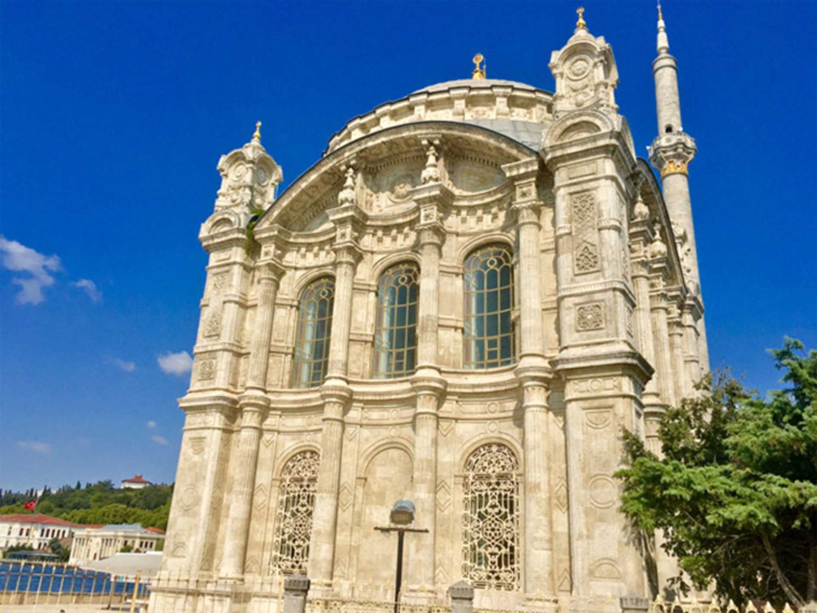 Ortakoy Great Mejidiye Mosque, Melinda Andonyan, hoonch