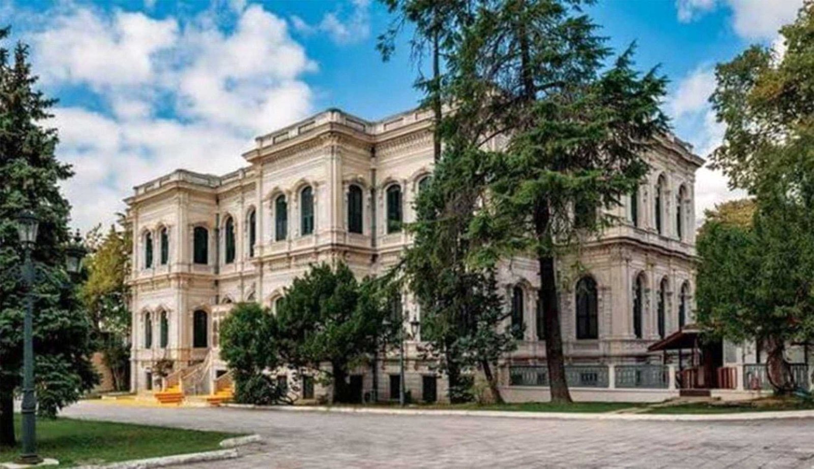 Yıldız Palace, Melinda Andonyan, hoonch