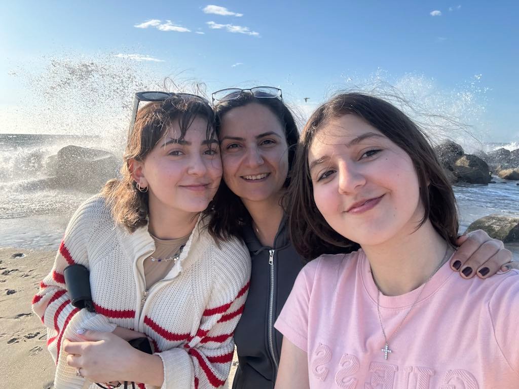 Kristine-Malakyan-Family-Hoonch-interview.jpg