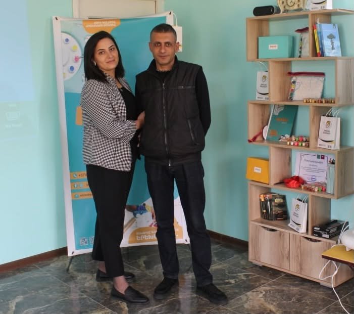 Meri-Grigoryan-mrug-hoonch-am1.jpg