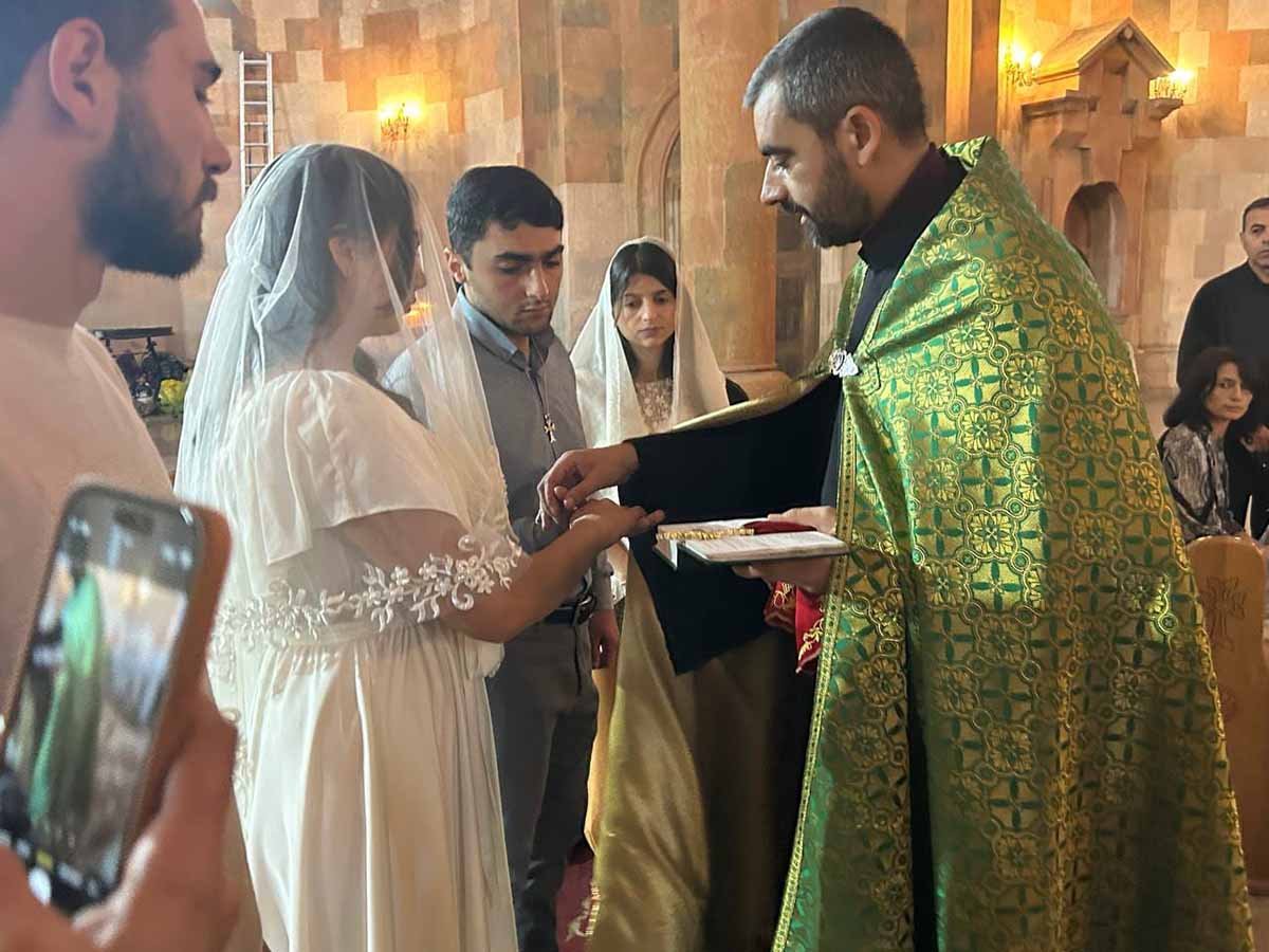 Harsaniq Artsakhum, հարսանիք Արցախում