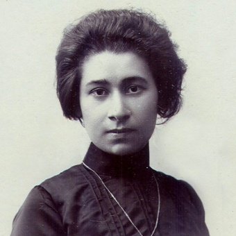 Margarit-Babayan-hoonch.jpg