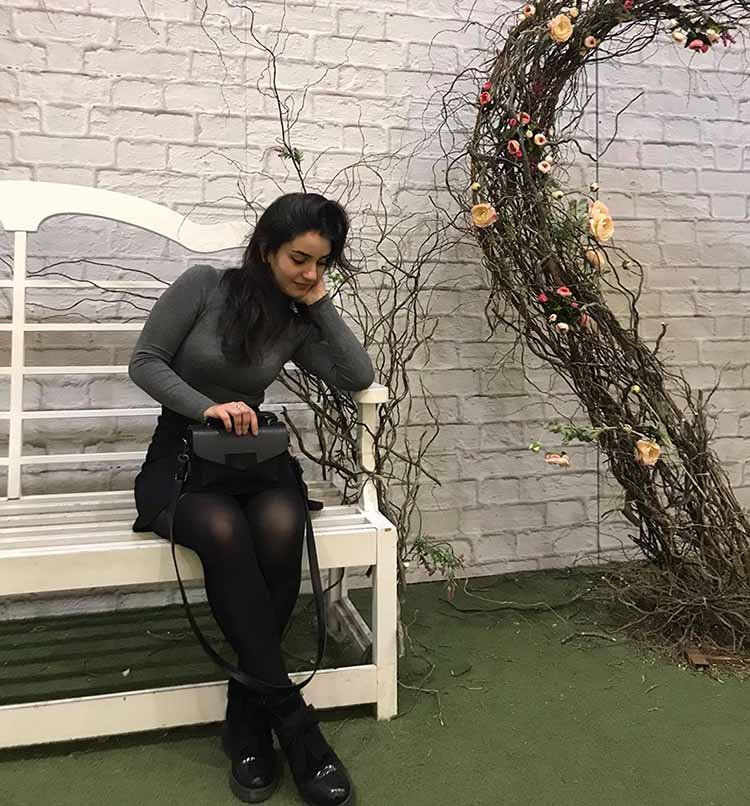 Սիրտս շրջող թափառաշրջիկ, Էմիլիա Օհանյան