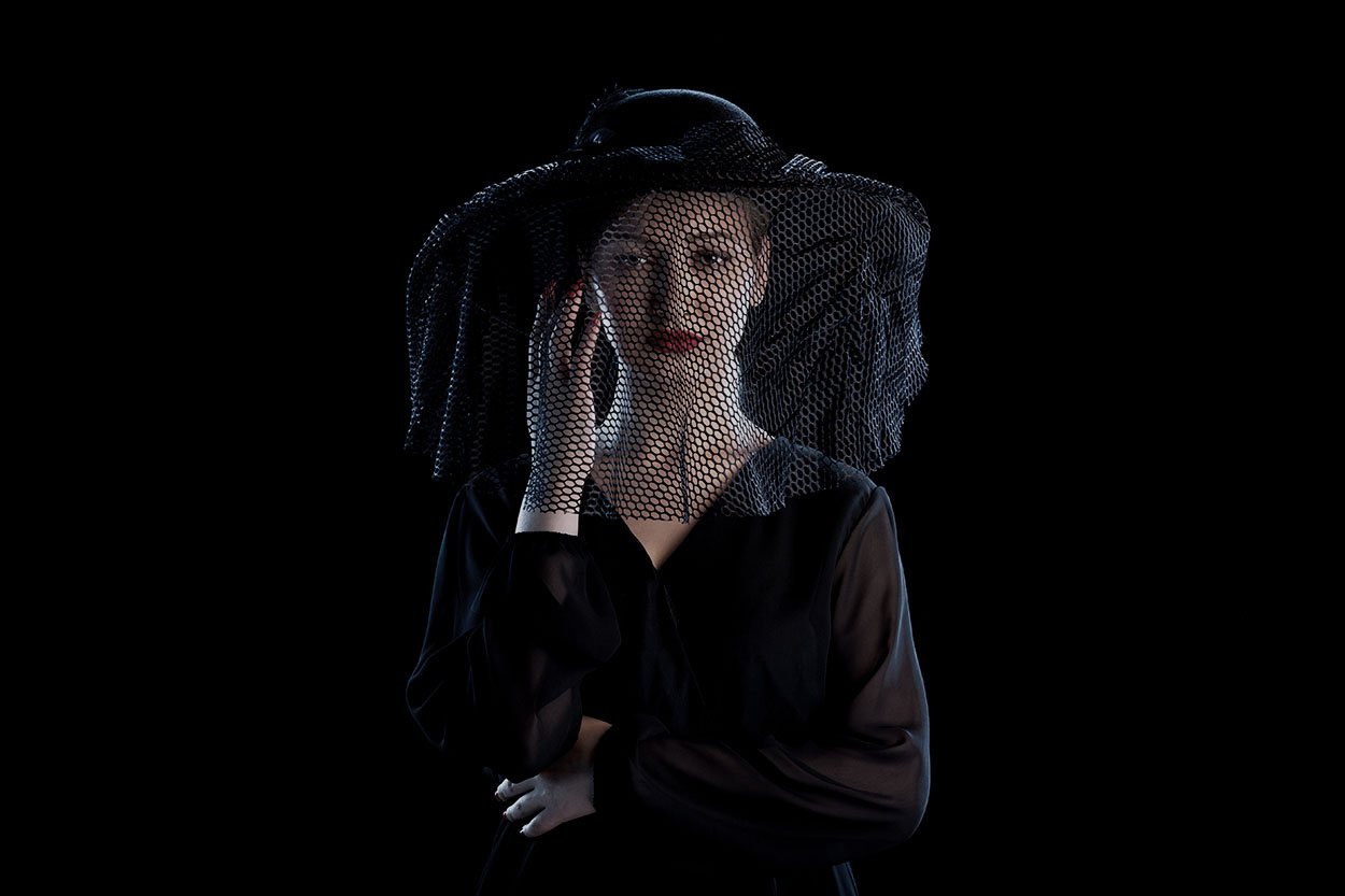 Աստված կնոջն ստեղծելիս բավական երկար չարչարվեց...