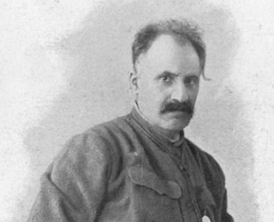 Քեռի` Արշակ Գավաֆյան