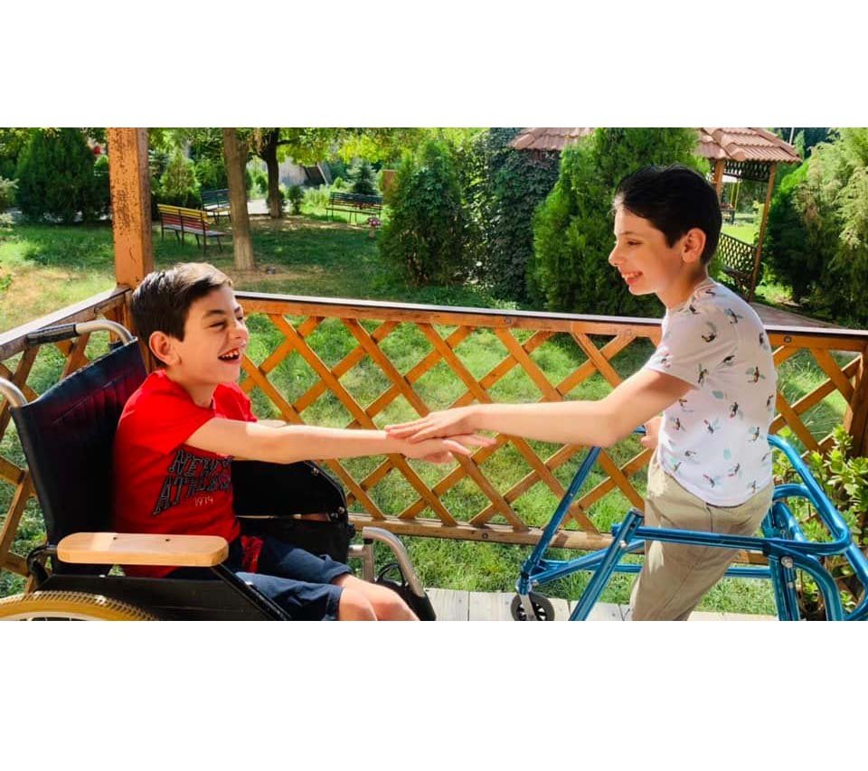 Օգնենք մանկատան երեխաներին արագ վերականգնվել, QaylTech