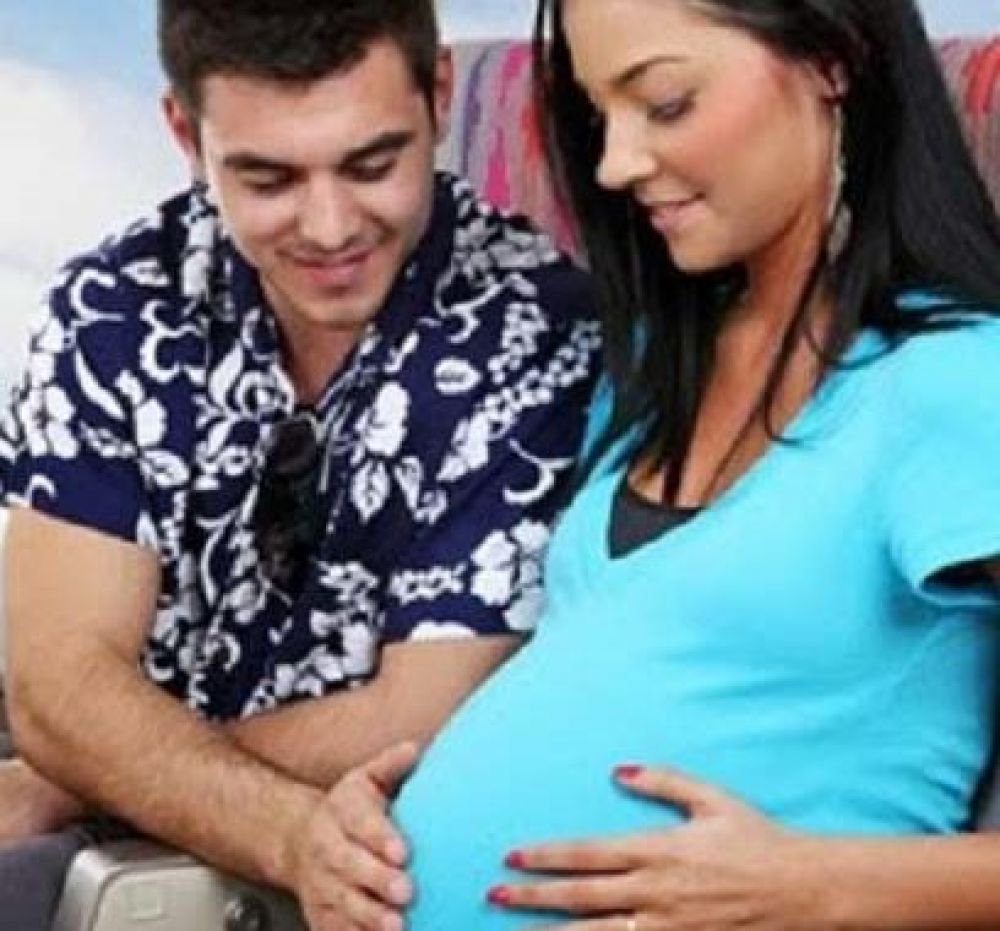 Վտանգավո՞ր է արդյոք հղիներին թռչել ինքնաթիռով