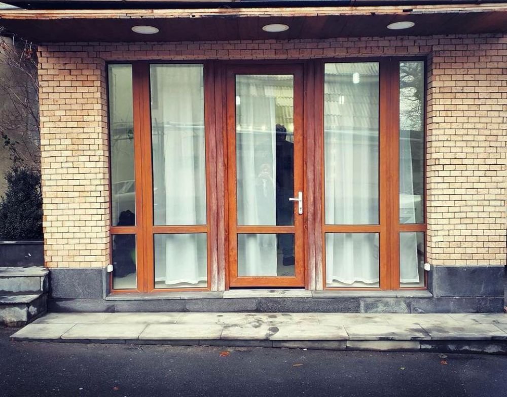 Մարինա Վահանյան մեյք-ափ տնակ