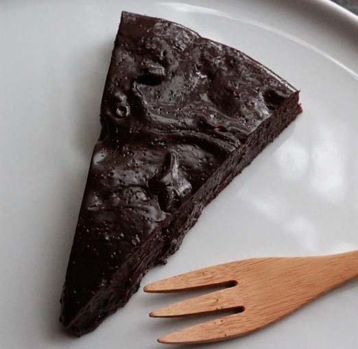 Բրաունի դառը շոկոլադով և կոնյակով